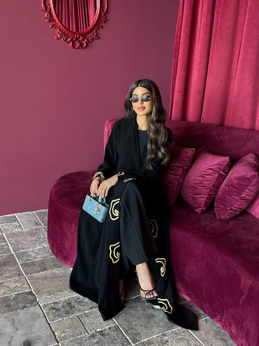 Abaya (Modesty with class)